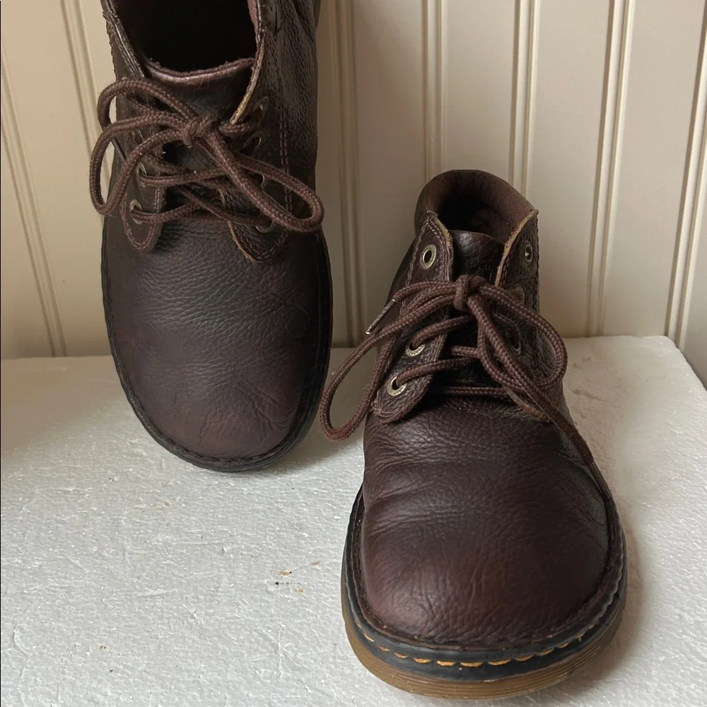 Dr. Martens unisex Rico Brown Leather laceUp Chukka ankle Boots shoes 10M/11W